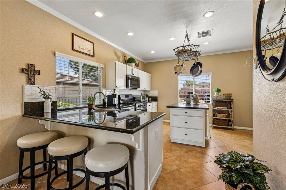 10528 India Hawthorn Avenue Las Vegas NV 89144
