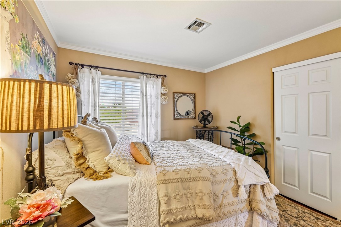 10528 India Hawthorn Avenue Las Vegas NV 89144