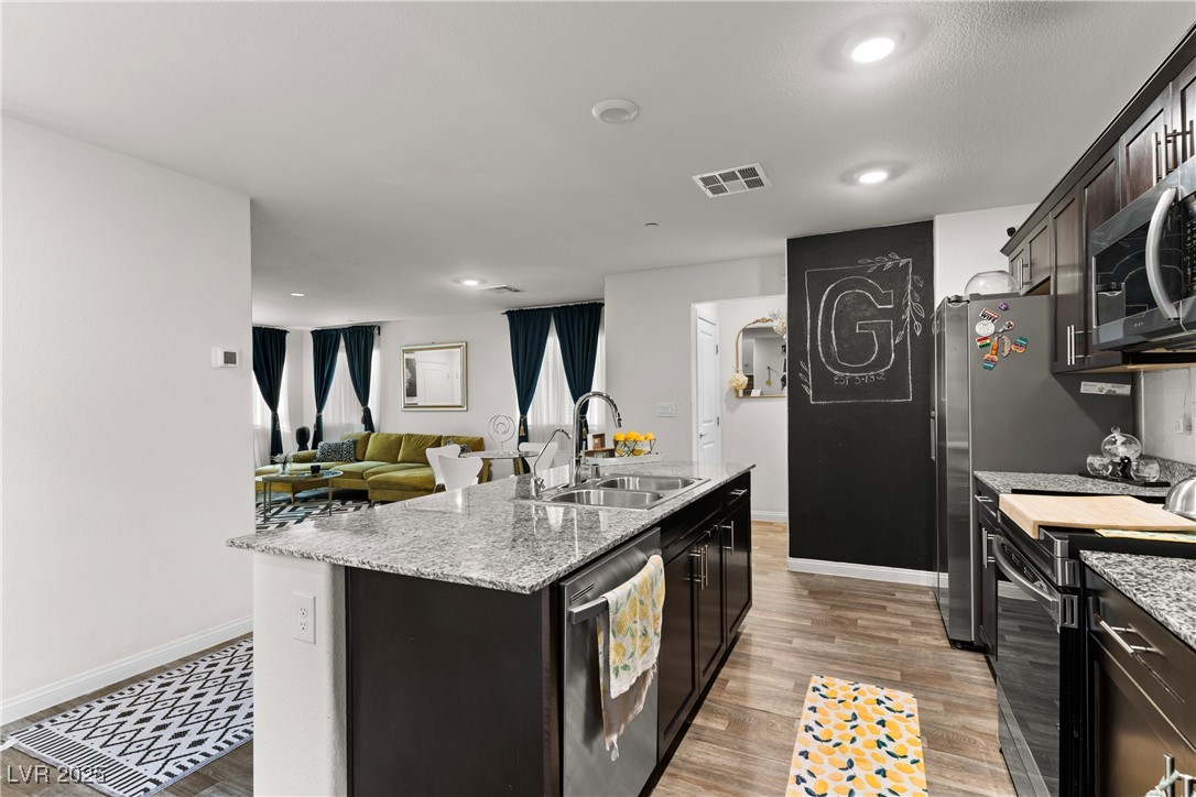 6956 Crimson Shadow Street North Las Vegas NV 89086