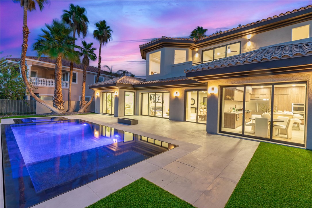 2221 Glenbrook Way Las Vegas NV 89117