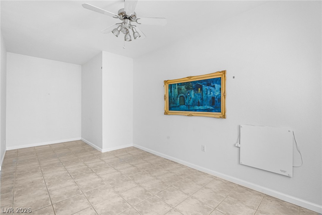 8821 Fall Green Avenue Las Vegas NV 89129