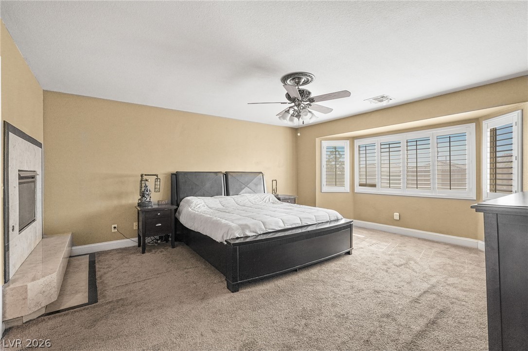 8821 Fall Green Avenue Las Vegas NV 89129