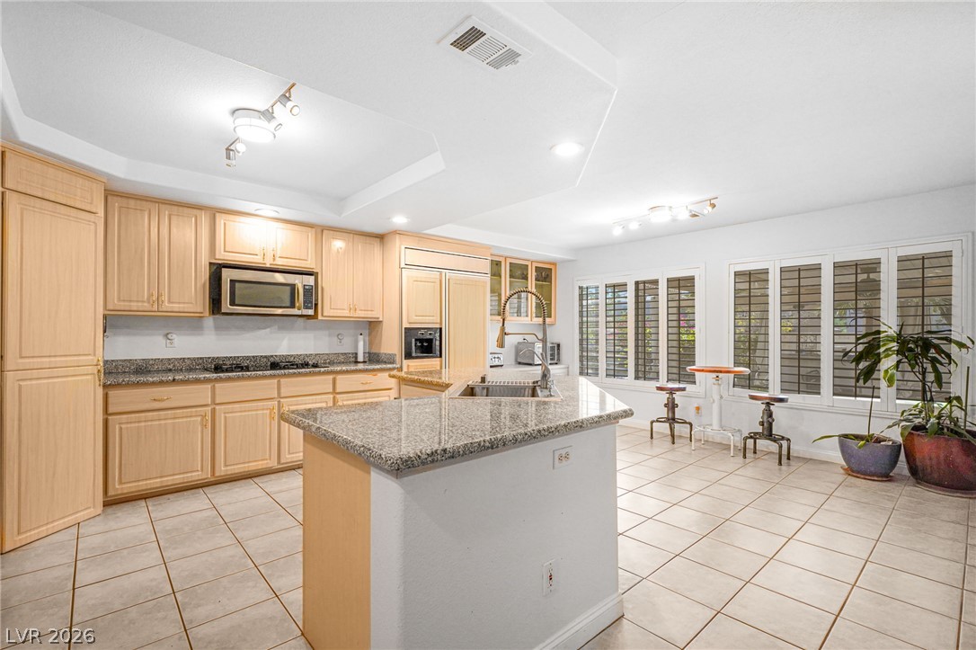 8821 Fall Green Avenue Las Vegas NV 89129