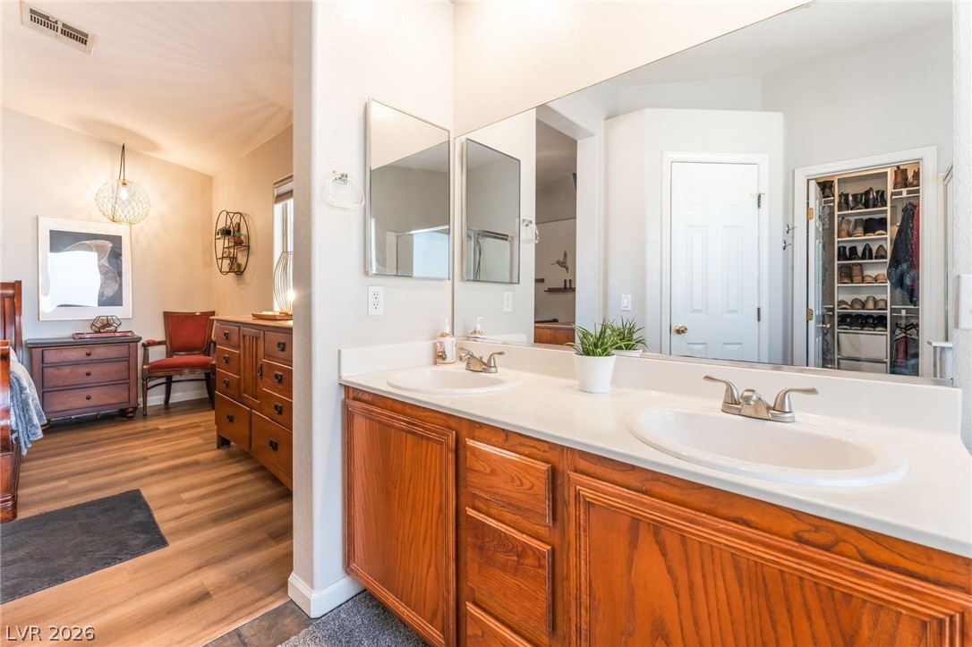 8225 Valley Stream Avenue Las Vegas NV 89131