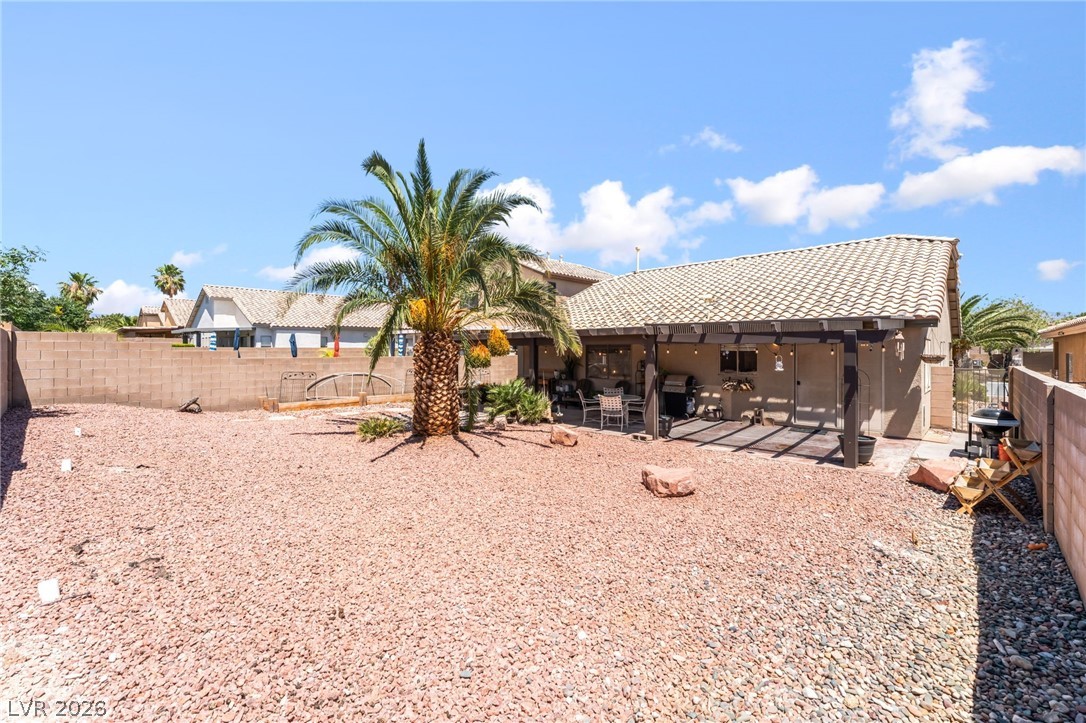 8225 Valley Stream Avenue Las Vegas NV 89131