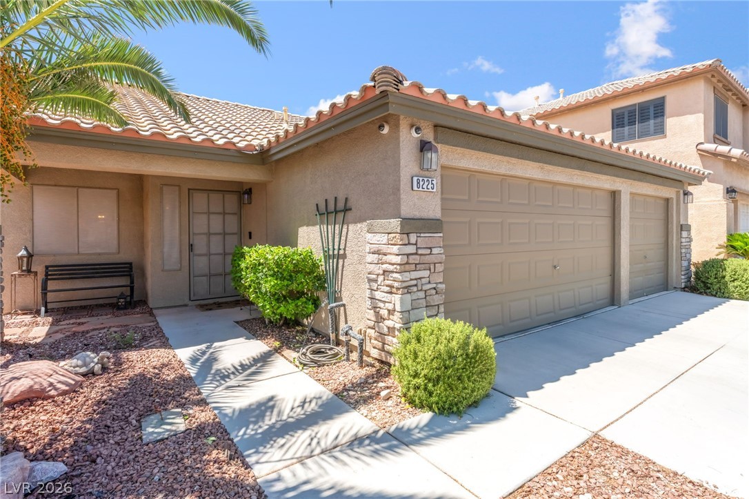 8225 Valley Stream Avenue Las Vegas NV 89131