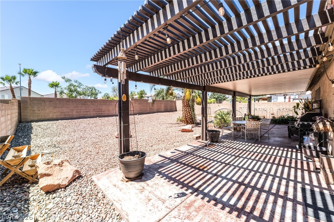 8225 Valley Stream Avenue Las Vegas NV 89131