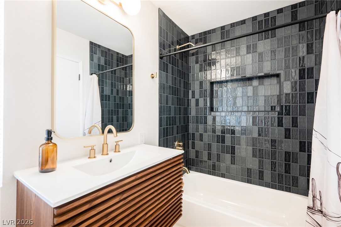 608 Tam O Shanter Las Vegas NV 89109