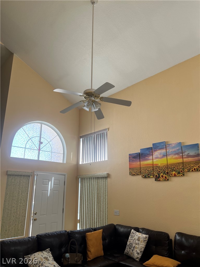 2567 Raywood Street Las Vegas NV 89142