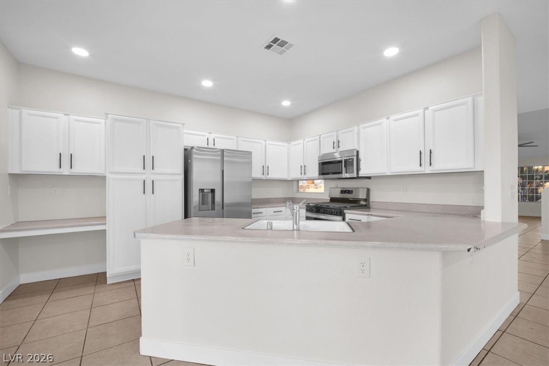 2383 Monterey Pine Drive Las Vegas NV 89156