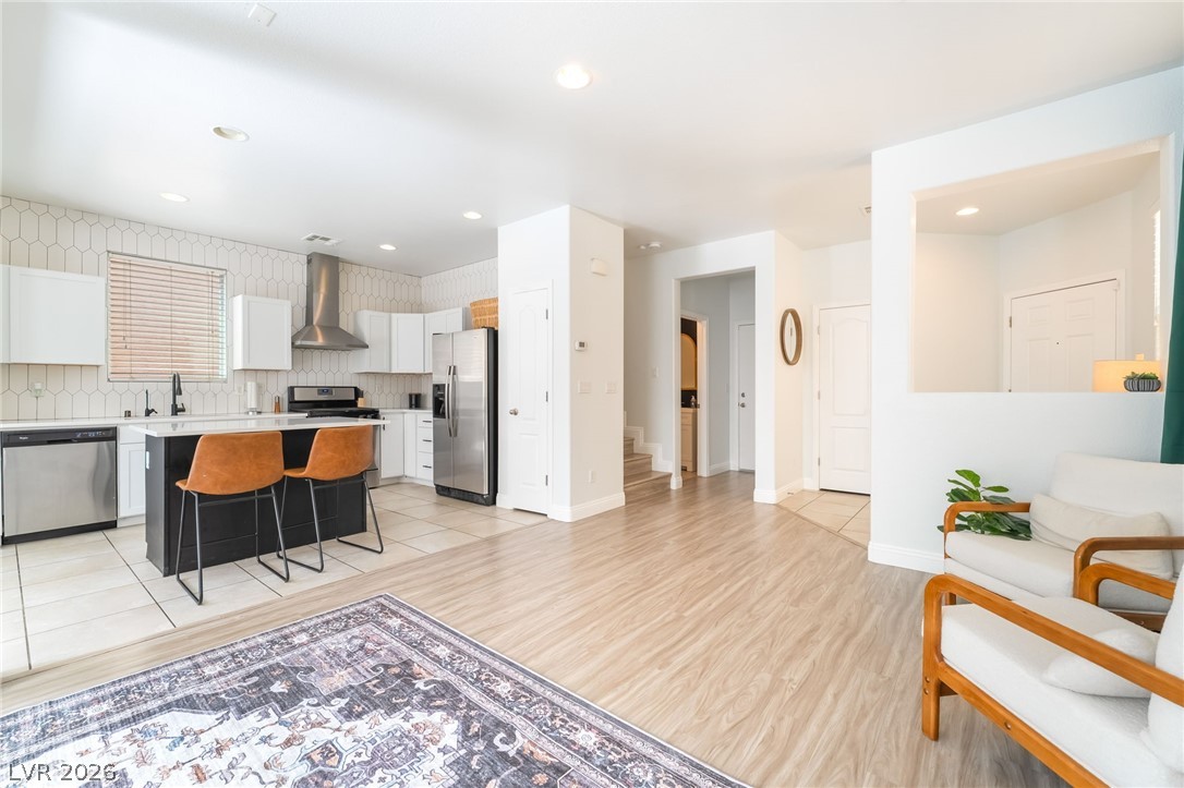 7403 Benlomond Avenue Las Vegas NV 89179