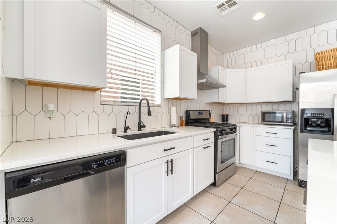 7403 Benlomond Avenue Las Vegas NV 89179
