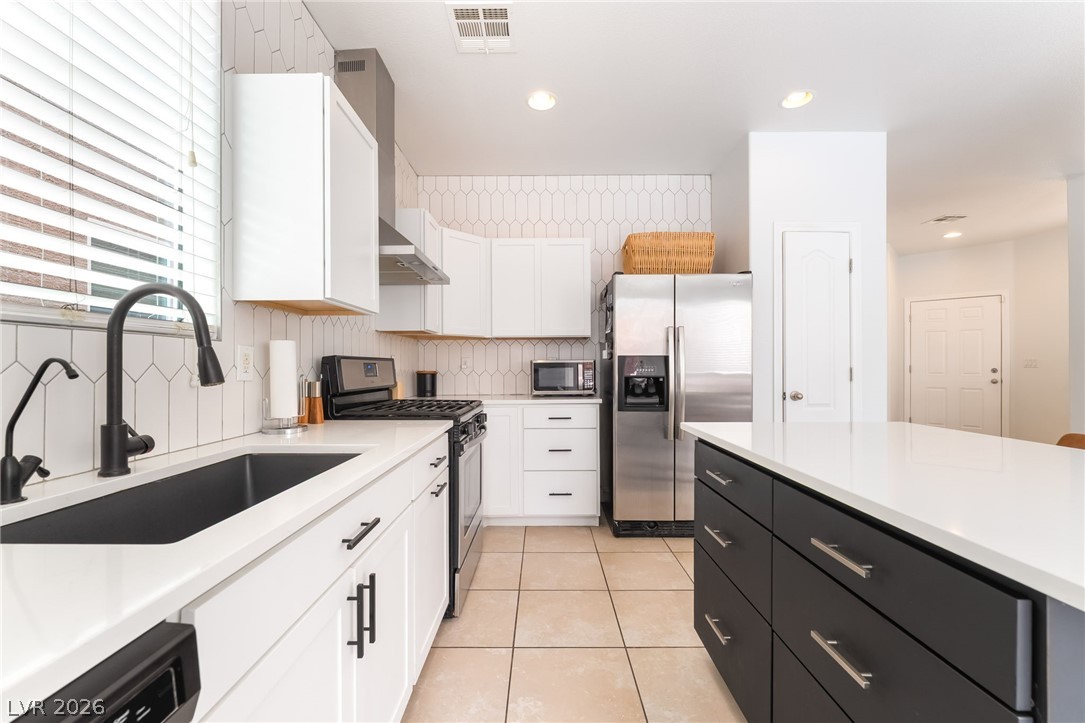 7403 Benlomond Avenue Las Vegas NV 89179