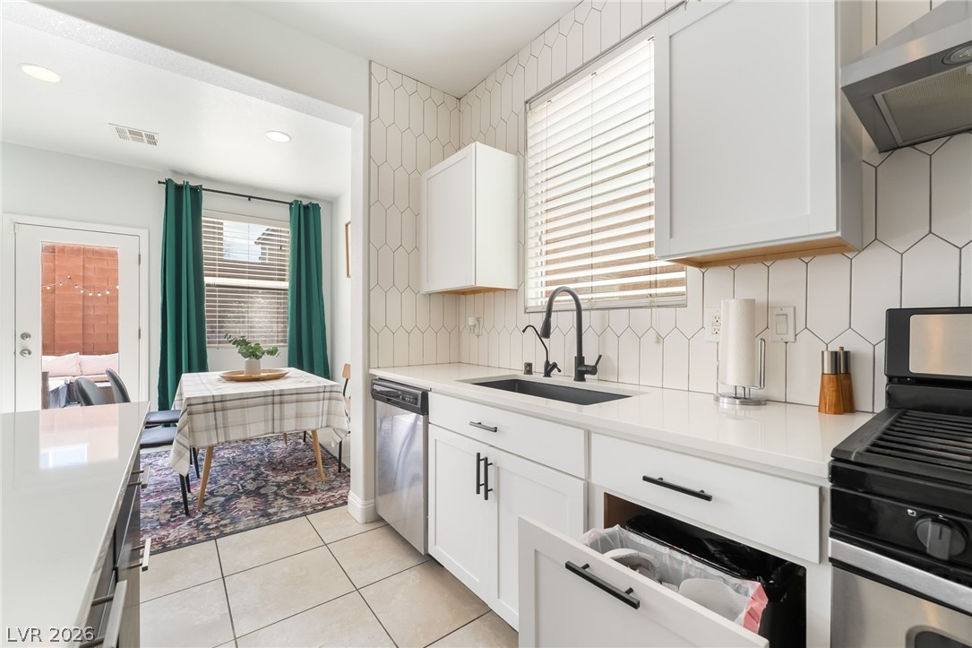 7403 Benlomond Avenue Las Vegas NV 89179