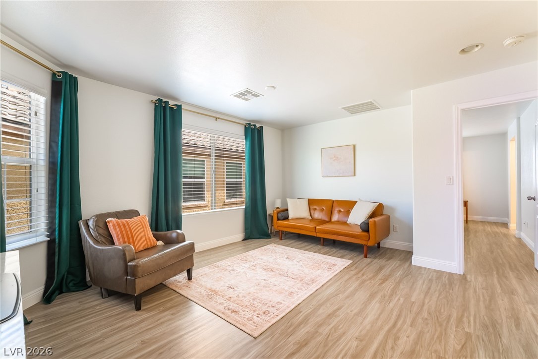 7403 Benlomond Avenue Las Vegas NV 89179