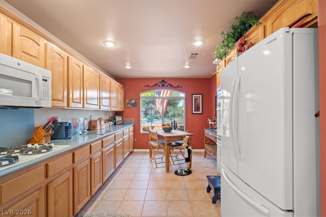2163 Vista Famosa Court Las Vegas NV 89123