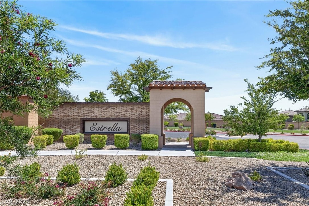 36 Berneri Drive Las Vegas NV 89138