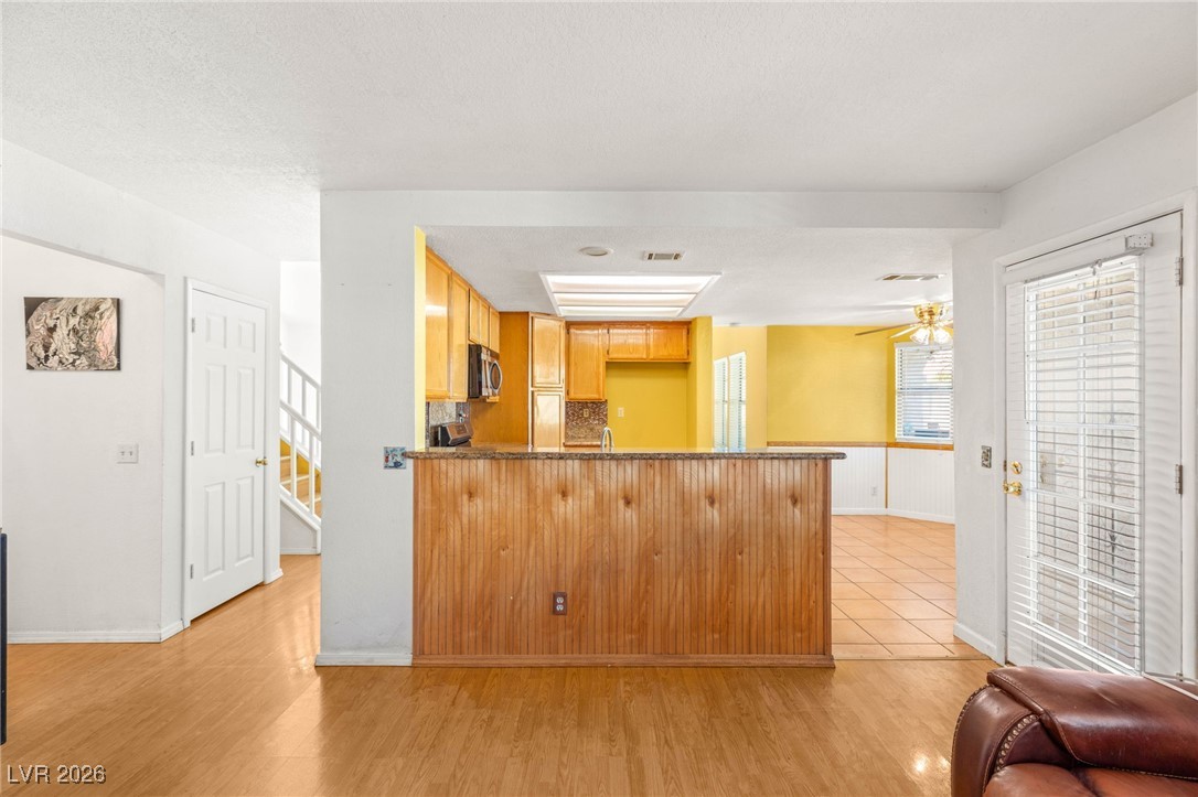 1542 Champagne Circle Las Vegas NV 89119