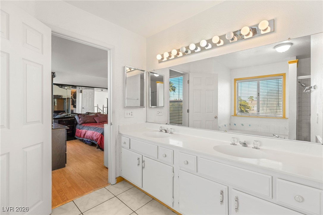 1542 Champagne Circle Las Vegas NV 89119