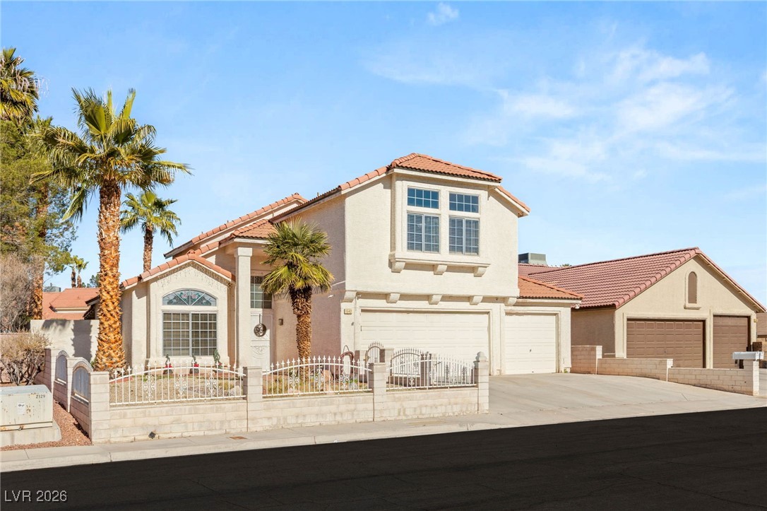 1542 Champagne Circle Las Vegas NV 89119