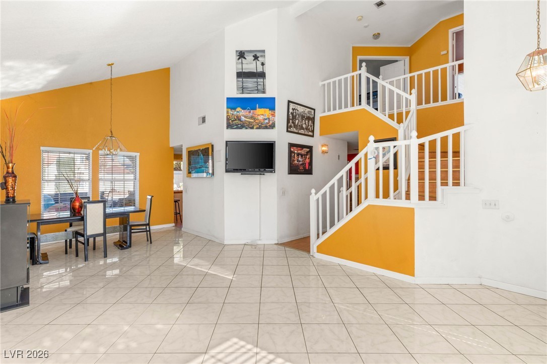 1542 Champagne Circle Las Vegas NV 89119