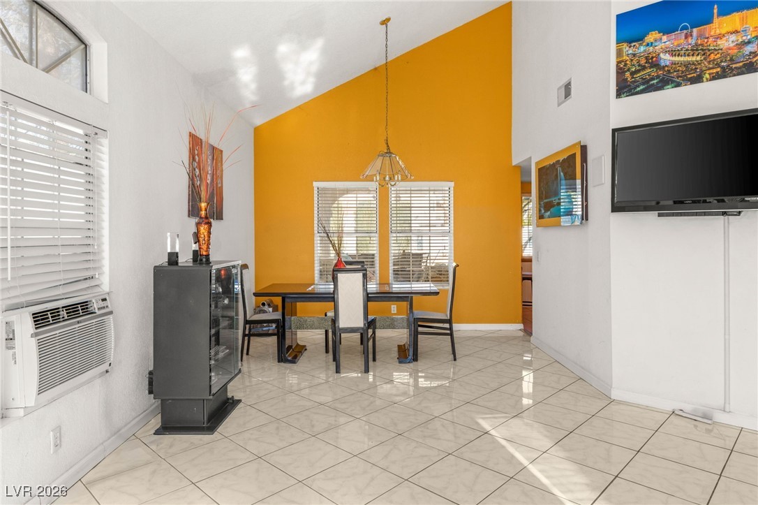 1542 Champagne Circle Las Vegas NV 89119