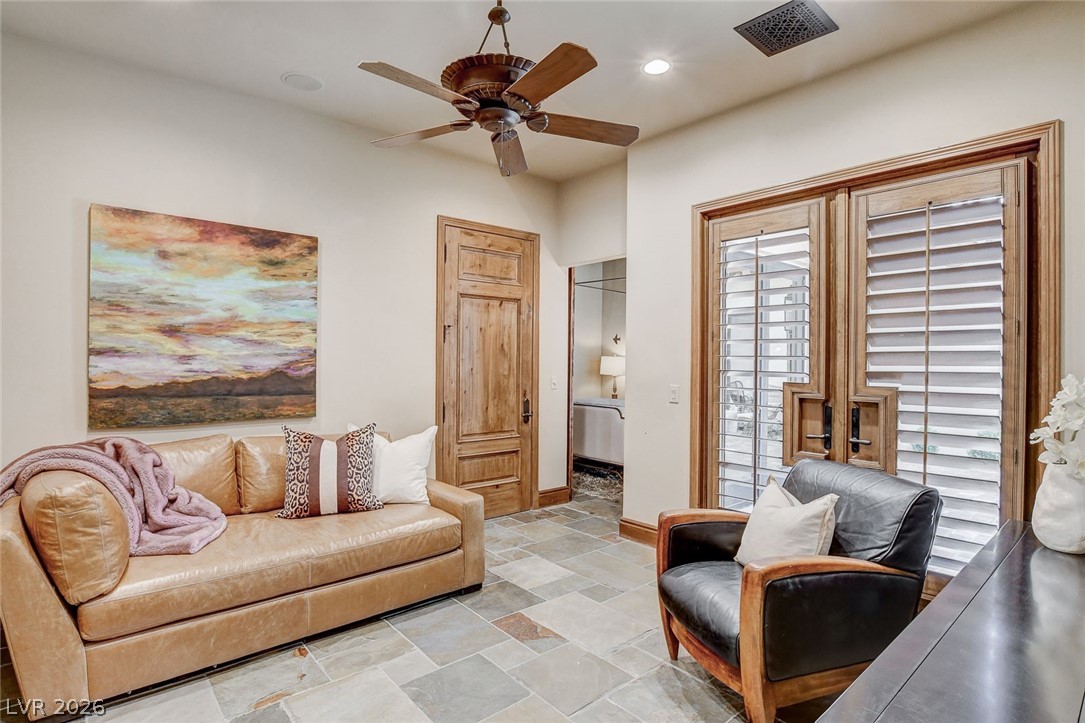 15 Rue Du Rivoli Place Henderson NV 89011