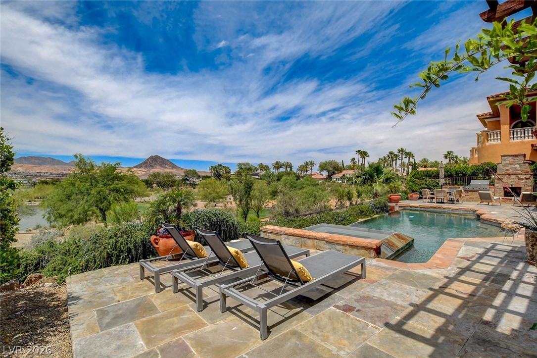 15 Rue Du Rivoli Place Henderson NV 89011