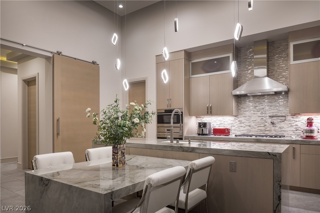 33 Sun Glow Lane Las Vegas NV 89135