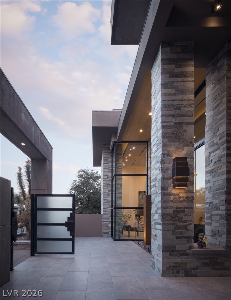 33 Sun Glow Lane Las Vegas NV 89135