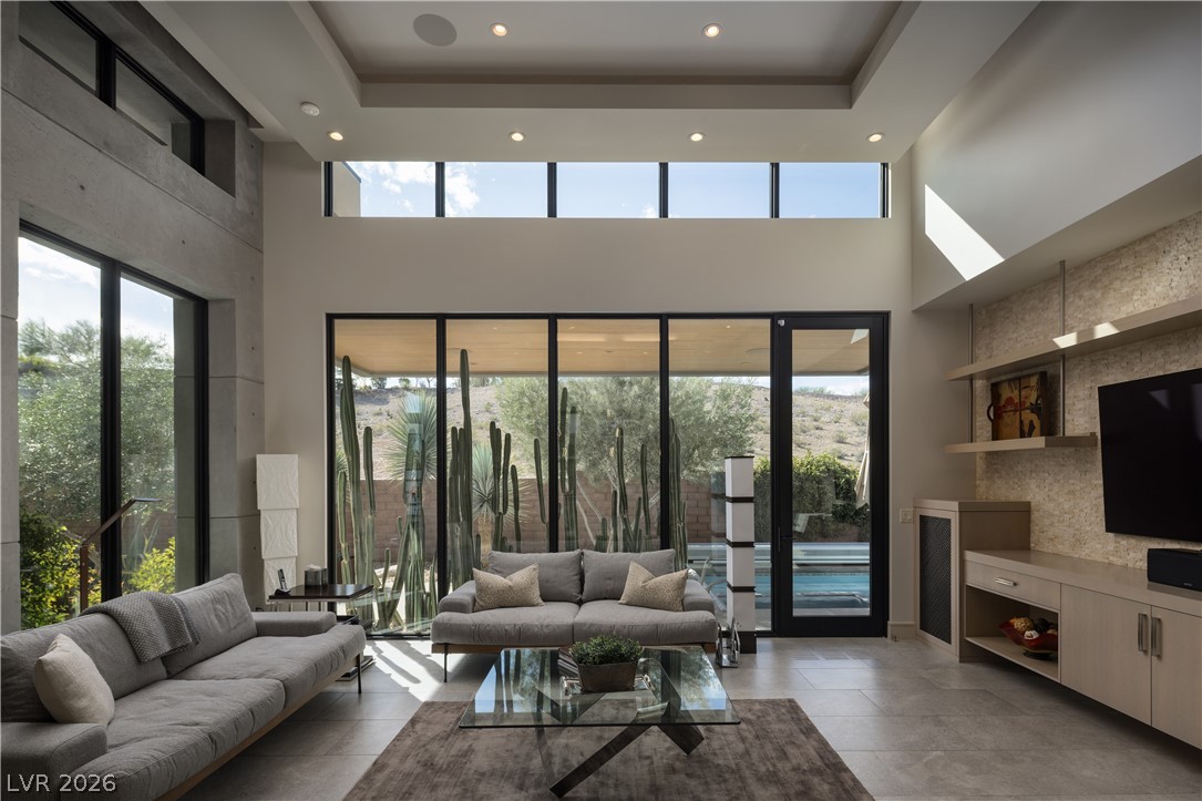 33 Sun Glow Lane Las Vegas NV 89135