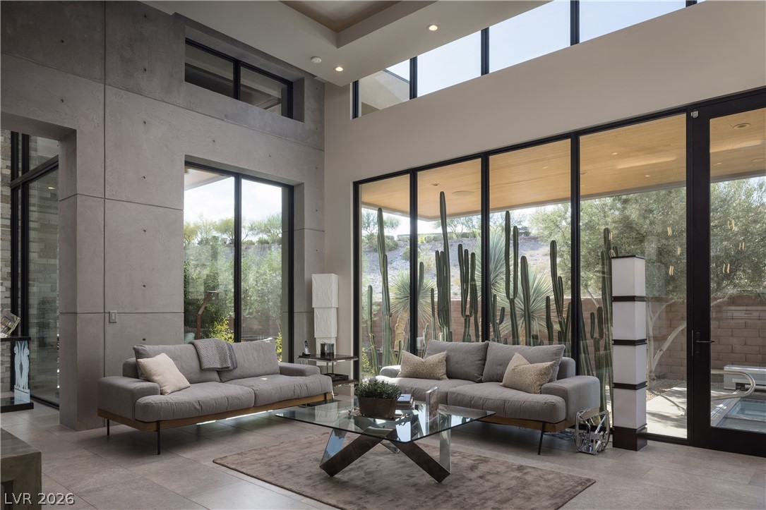 33 Sun Glow Lane Las Vegas NV 89135