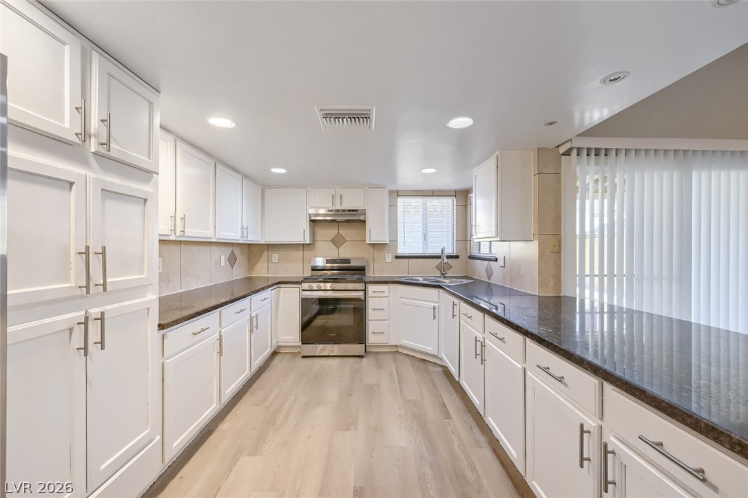 3891 Gulliver Street Las Vegas NV 89115