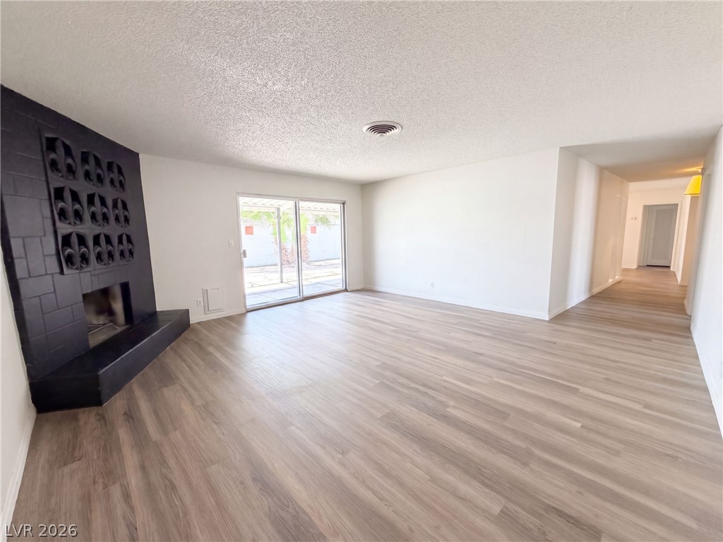 1483 Pawnee Drive Las Vegas NV 89169