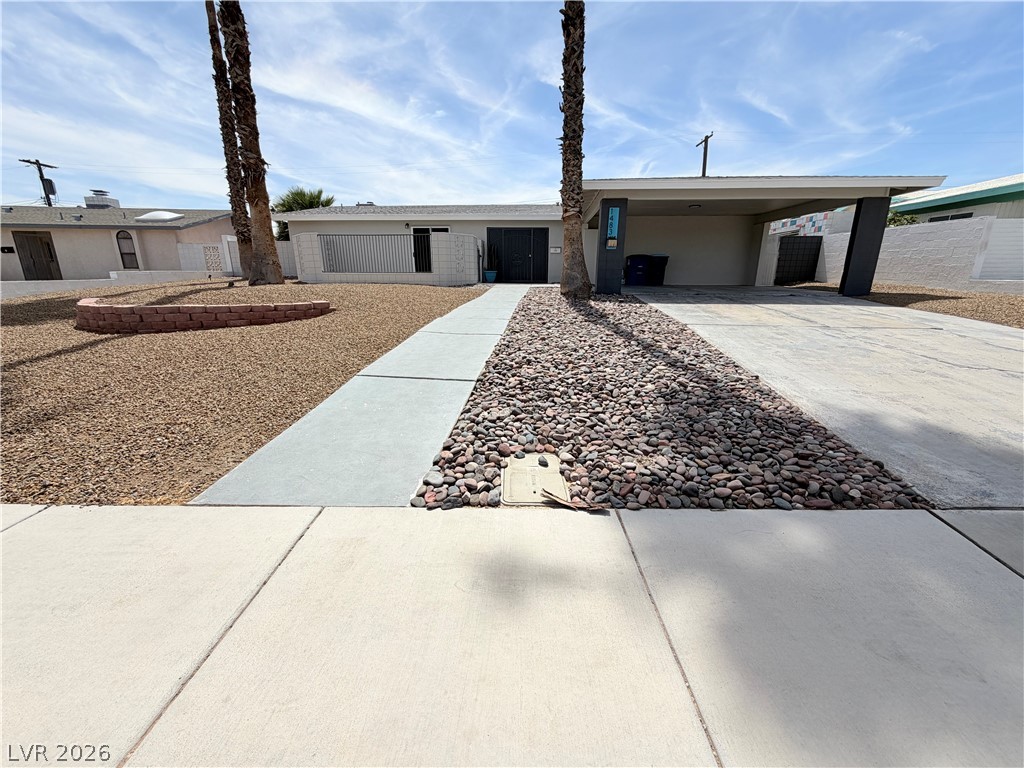 1483 Pawnee Drive Las Vegas NV 89169