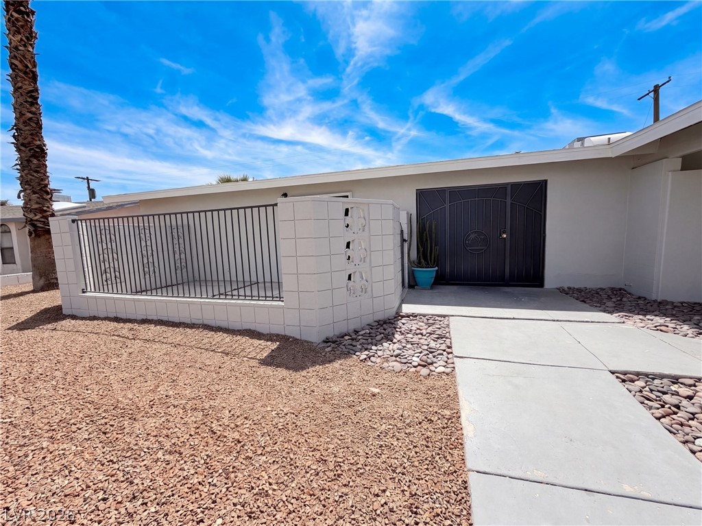 1483 Pawnee Drive Las Vegas NV 89169
