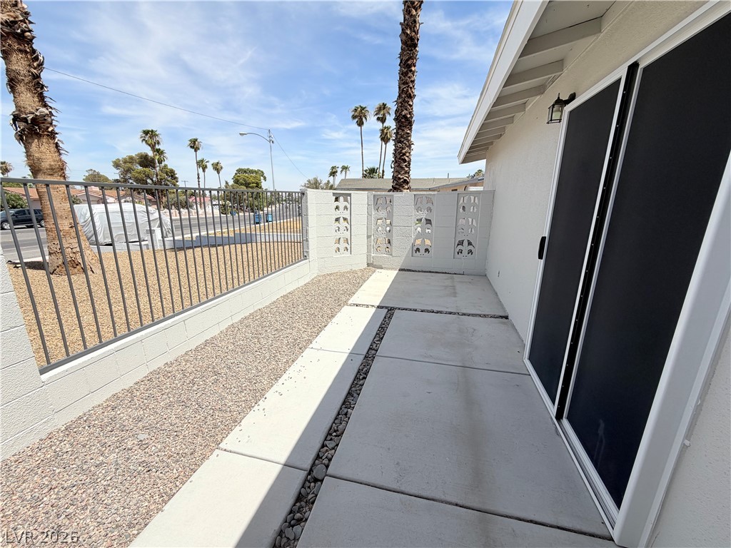 1483 Pawnee Drive Las Vegas NV 89169