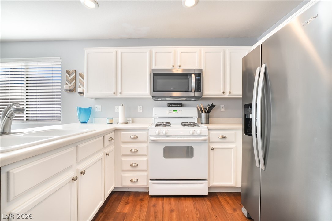 9285 Hainsworth Avenue Las Vegas NV 89148
