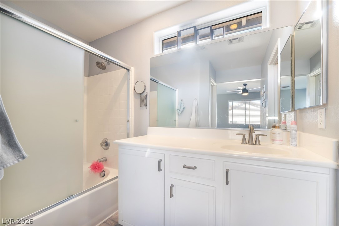 9285 Hainsworth Avenue Las Vegas NV 89148
