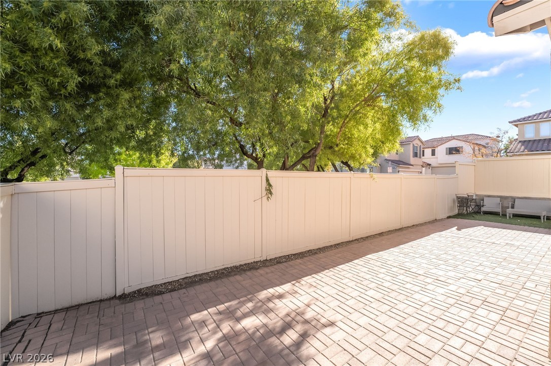 9285 Hainsworth Avenue Las Vegas NV 89148