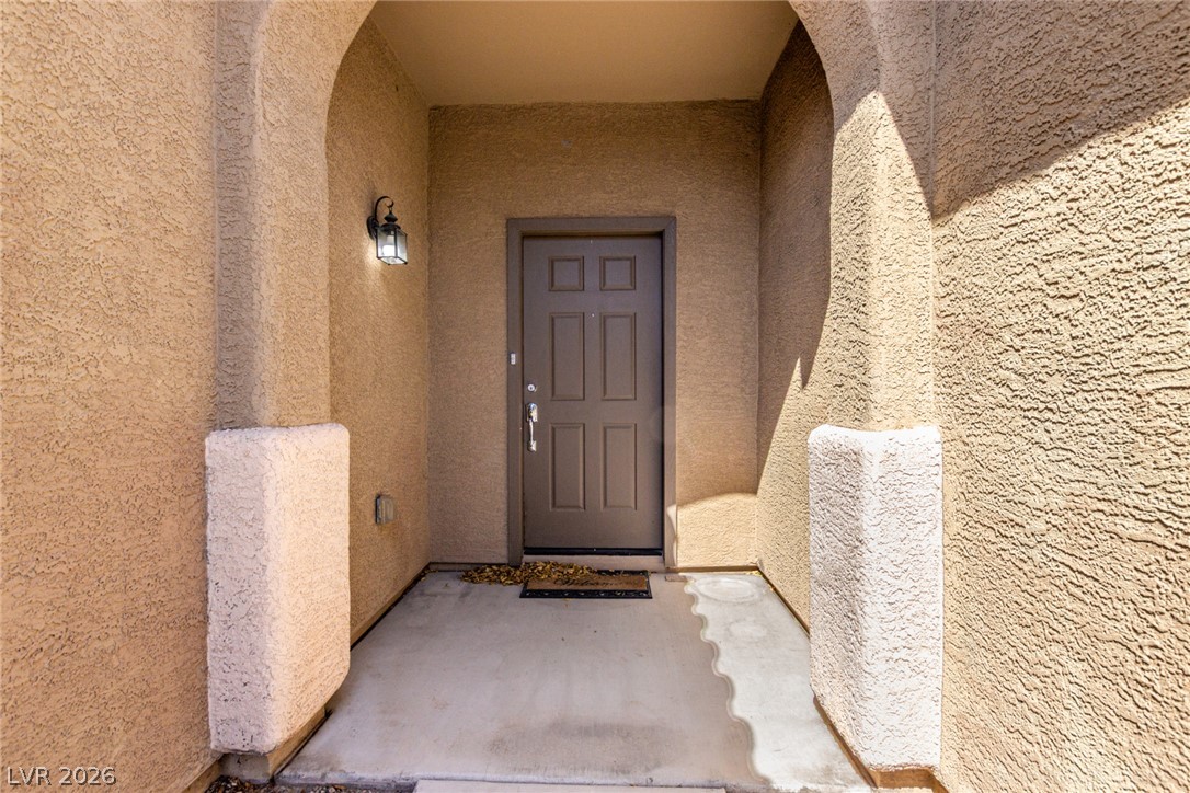 6092 Fox Creek Avenue Las Vegas NV 89122