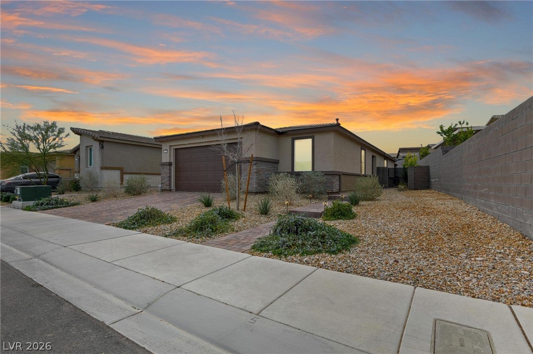 9715 Pacific Pine Street Las Vegas NV 89143