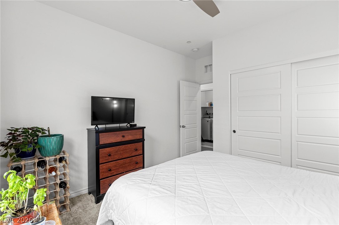 9715 Pacific Pine Street Las Vegas NV 89143