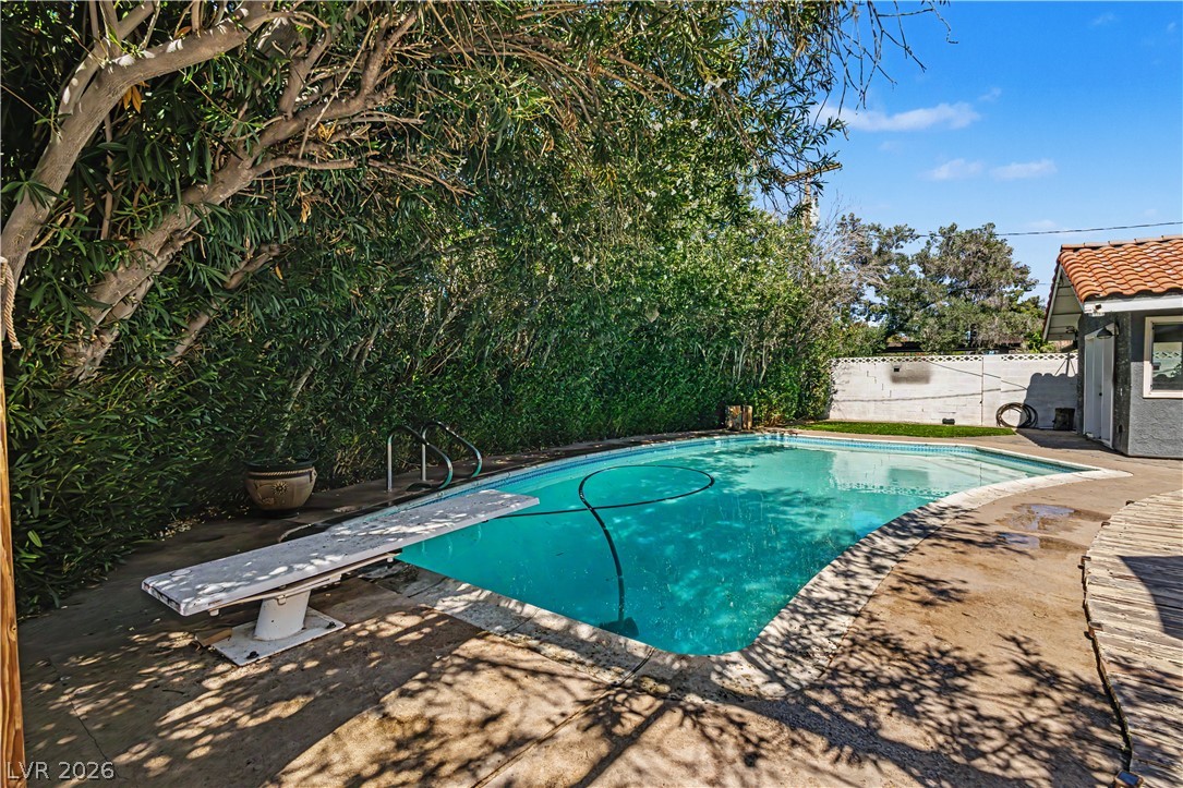 1888 East Viking Road Las Vegas NV 89169
