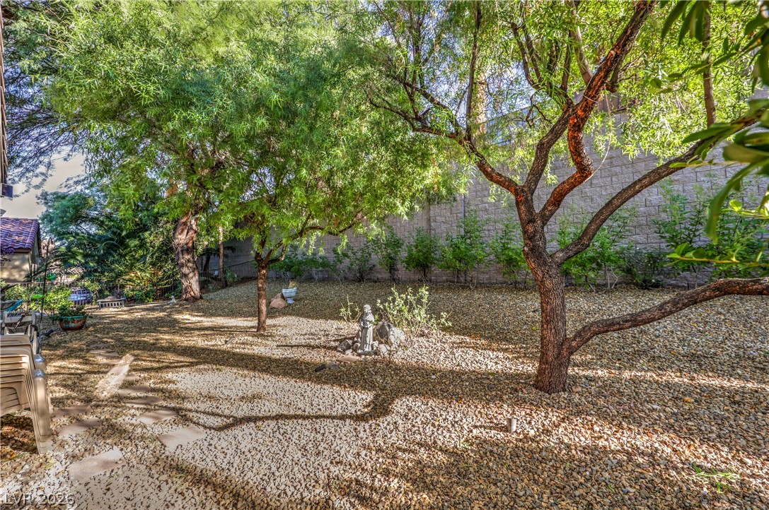 2337 Shorewood Hills Avenue Henderson NV 89052