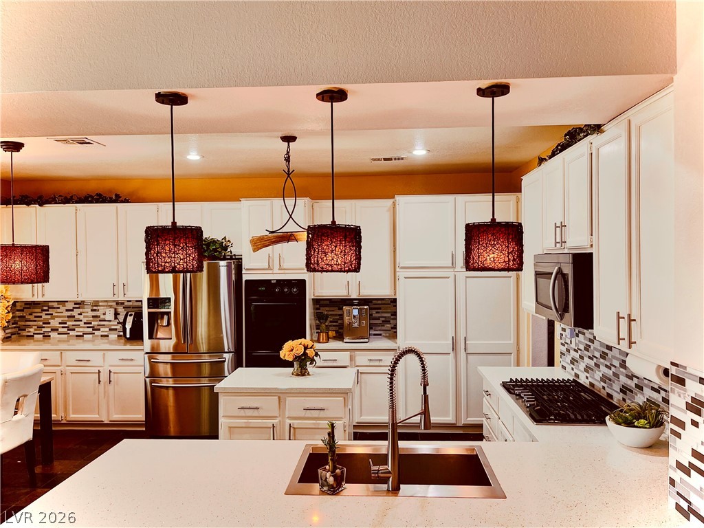 7629 Delaware Bay Drive Las Vegas NV 89128