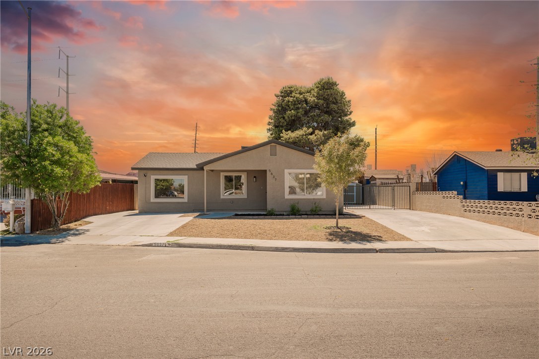 5637 Tunis Avenue Las Vegas NV 89122