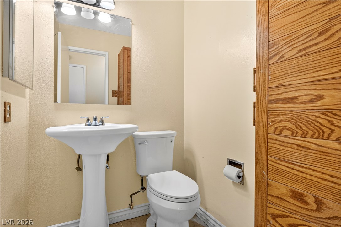 185 Pecos Way 6 Las Vegas NV 89121
