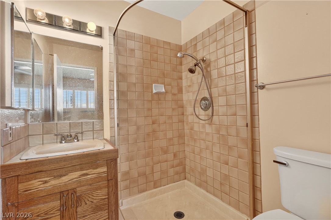 185 Pecos Way 6 Las Vegas NV 89121