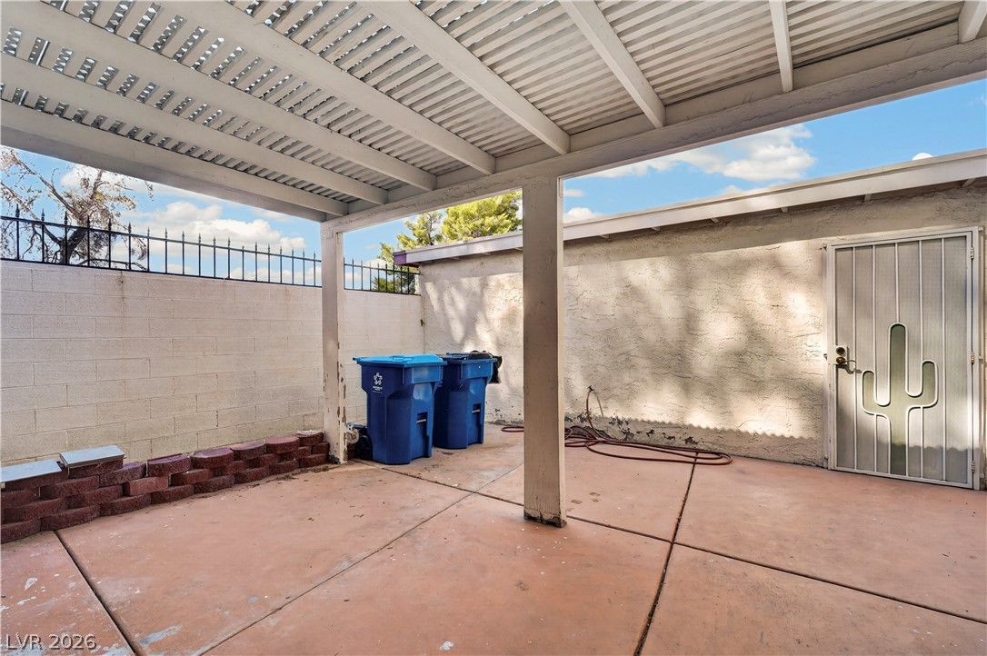 185 Pecos Way 6 Las Vegas NV 89121